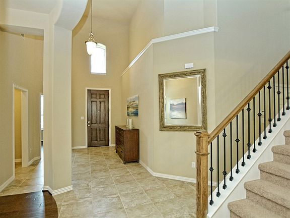 5th image of 13707 Mesa Verde Dr