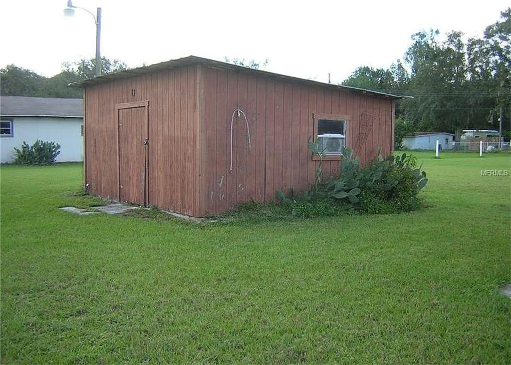 2 bed, 1000 sqft, $1,300 — Photo 3
