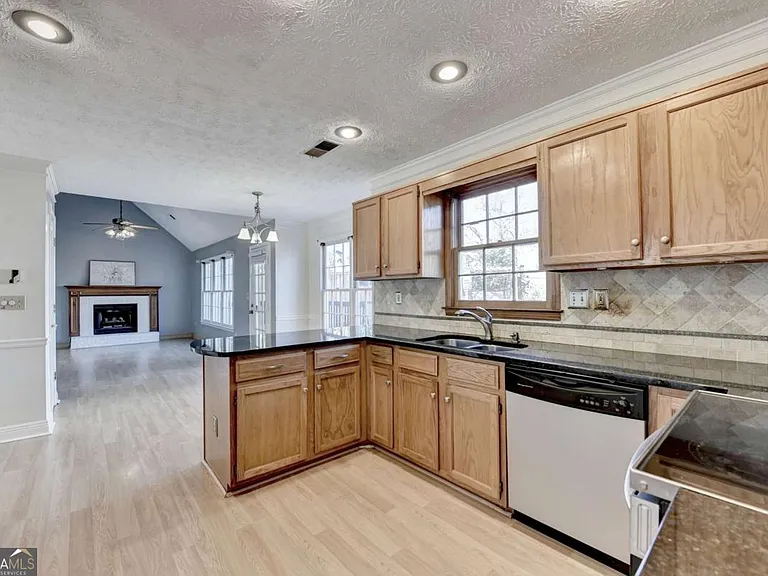 3945 Genoa Ct — Photo 19