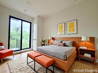 221 S 4th St #3A, Brooklyn, NY 11211