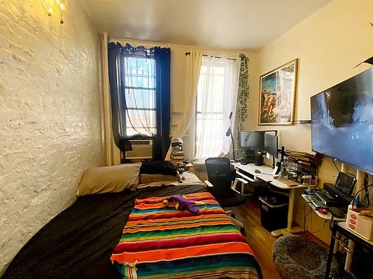 Rented by Brooklyn Property Group LLC | media 17