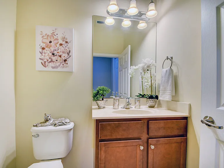 10385 Wellington Parc Dr — Photo 9