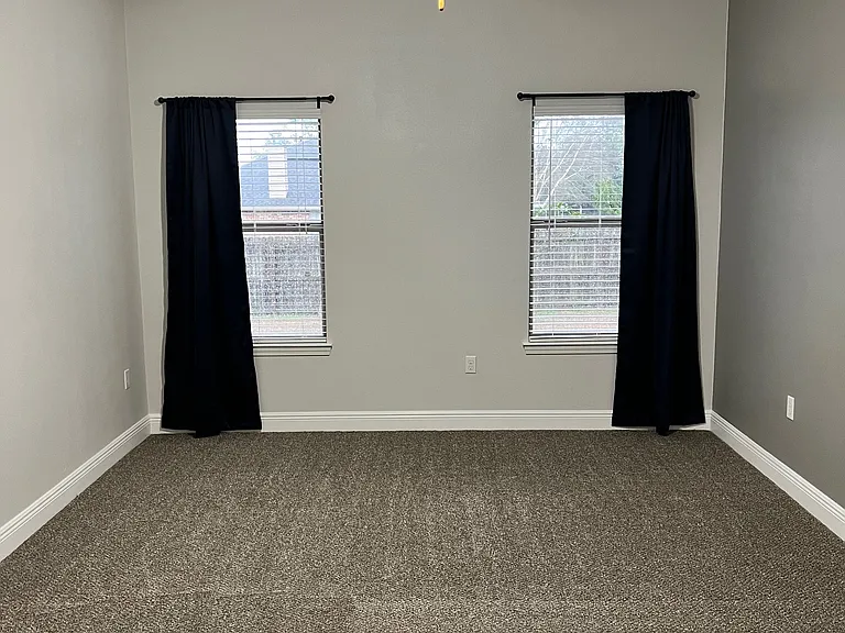 6717 Barnwood Dr — Photo 11