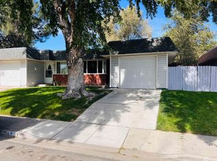 1754 Sue Way, Sparks, NV 89431