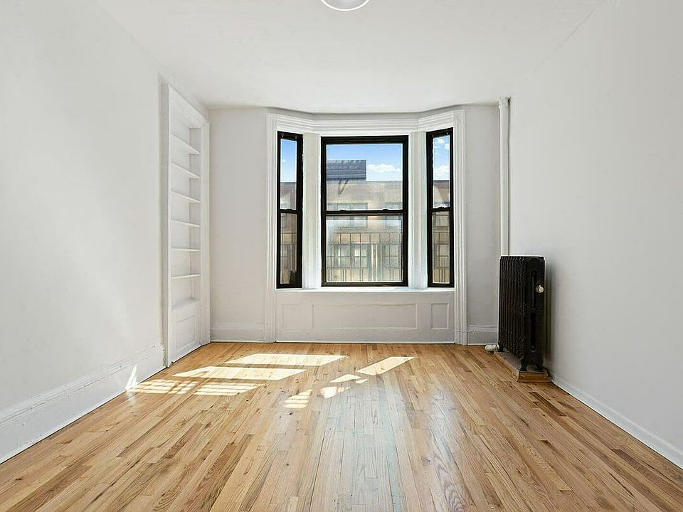 2nd image of 323 Schermerhorn St #7