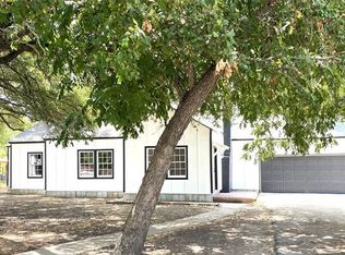 107 Richland Dr, Lockhart, TX 78644