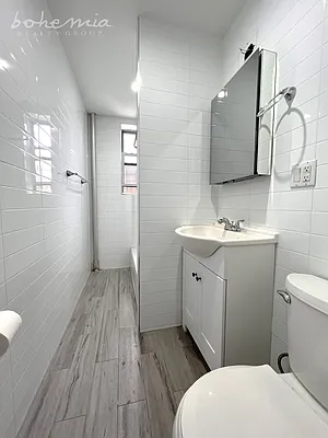 Rented by Bohemia Realty Group | media 7