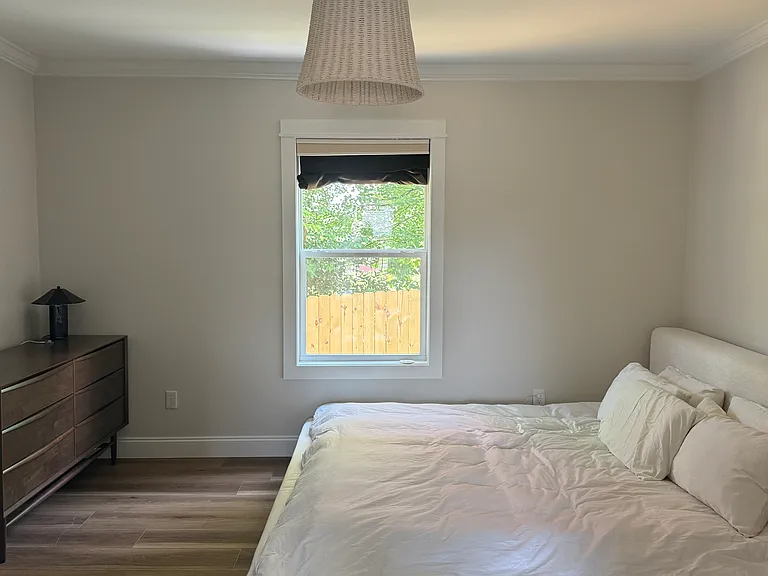 1810 Reynolds St — Photo 12
