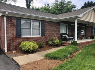 2033 N Main St #B, Mount Airy, NC 27030