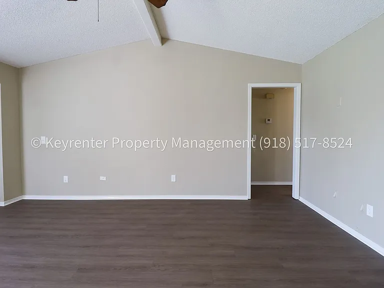 1541 S 137th East Ave — Photo 6
