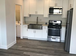 6664 N White Oak Ave, Van Nuys, CA 91406