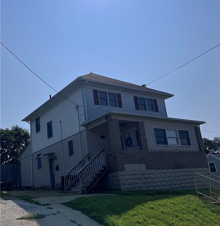 1st image of 226 Cherry Ave