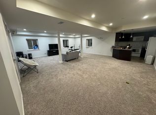 1026 Grove Ln, Lombard, IL