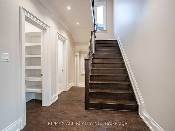 3rd image of 47 McCowan Rd #Basement