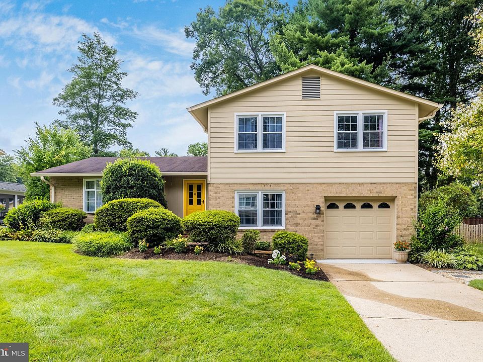1st image of 10406 Headly Ct