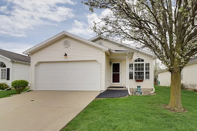 3505 Wegeng Dr photo 1