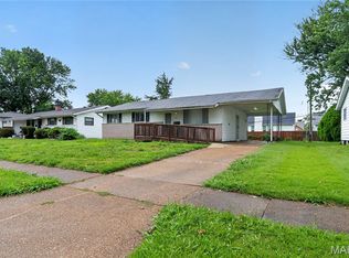 495 Benne Dr, Florissant, MO 63031