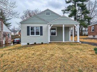 8657 Litzsinger Rd, Saint Louis, MO 63144