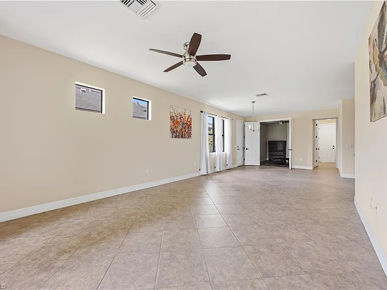 8010 Helena Ct — Photo 27