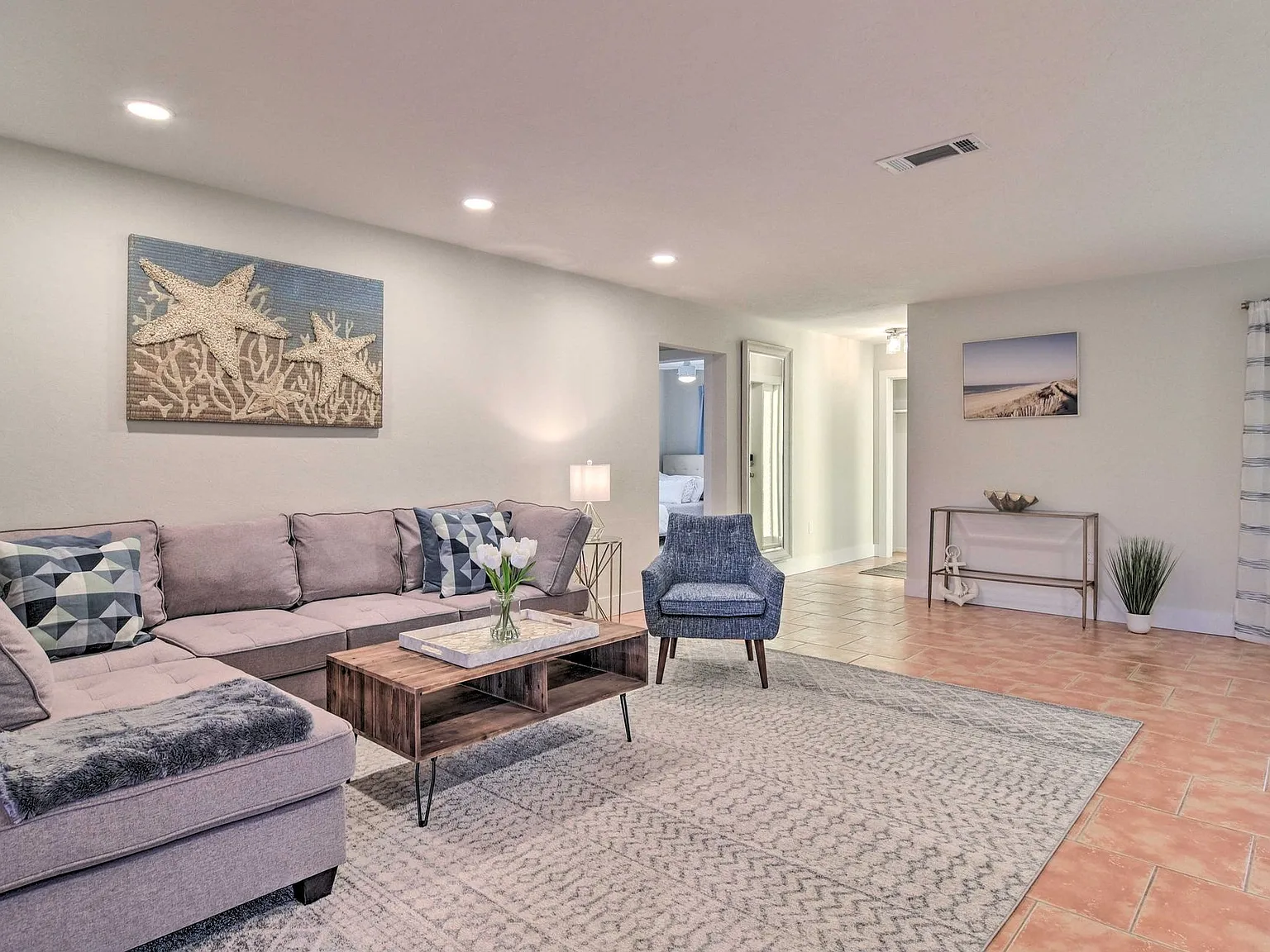 3 bed, 1874 sqft, $5,500 — Photo 3