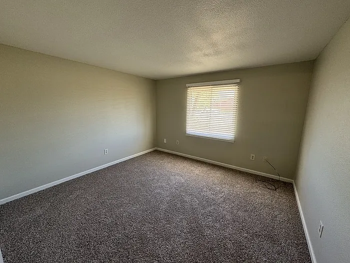 7361 W Coronado Rd — Photo 11