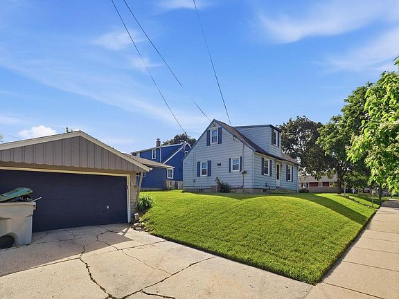 5th image of 8001 W Kathryn AVENUE