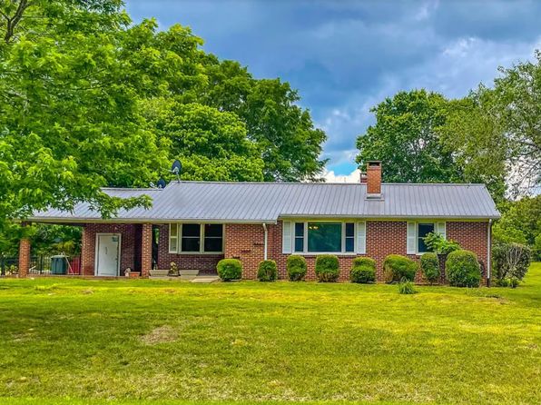 623 Chambers Rd