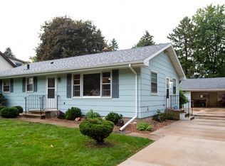 2177 Holloway Ave E, North Saint Paul, MN 55109