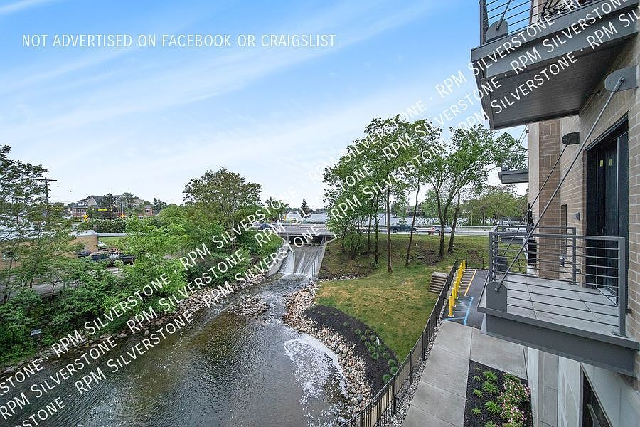 1st image of 120 S Broadway St #304