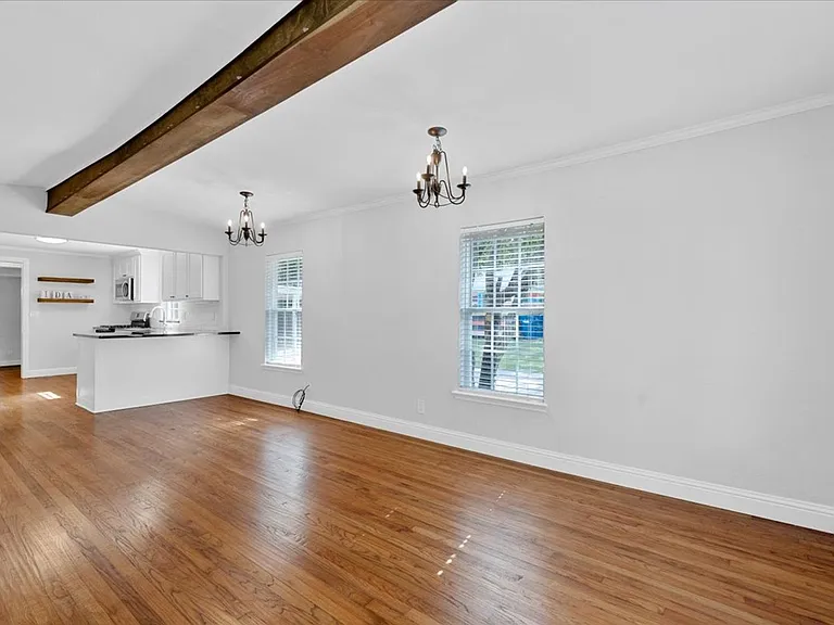 117 Ida St — Photo 2