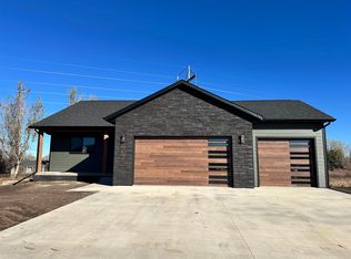 4026 Bozeman Ct, Spearfish, SD 57783