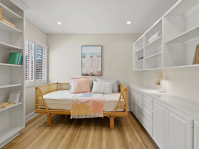 33626 Tidewater Dr — Photo 14