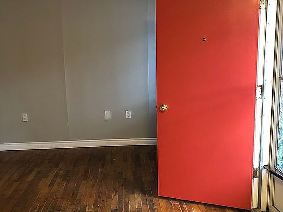 4th image of 148 E Park St APT 2