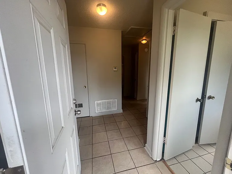 120 E Palm St — Photo 16