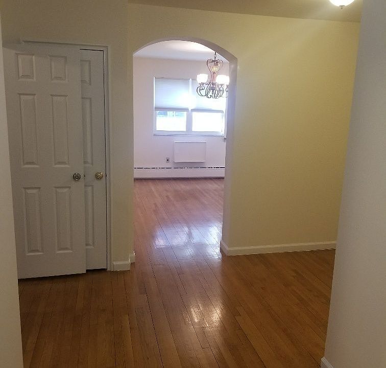 1st image of 2540 45th St