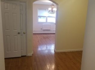 2540 45th St, Astoria, NY 11103