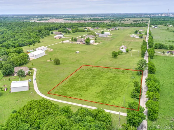 16410 S 4100th Rd, Claremore, OK 74017