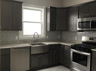 565-567 Maple St, Fall River, MA 02720