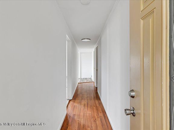 4th image of 9 Bostan Road