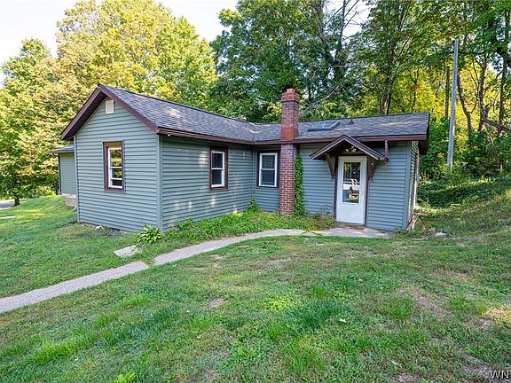 3rd image of 9005 Gowanda State Rd