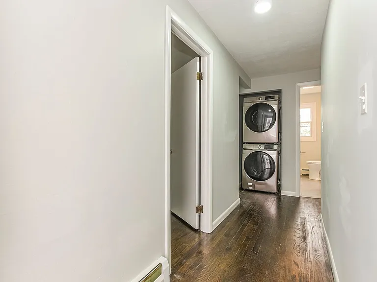 140 Nash Street — Photo 9