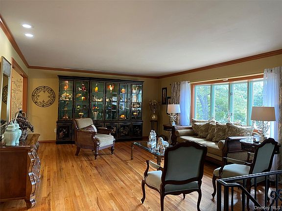 5th image of 1 Parkview Drive