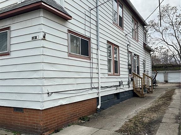 2nd image of 6210 Bonna Ave