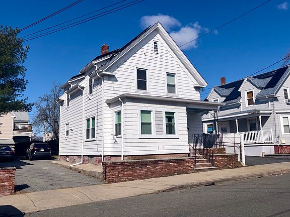 3rd image of 26 Kirtland St