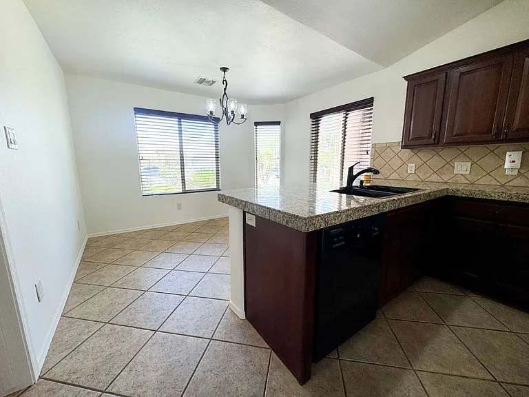 4788 W 27th Pl — Photo 10
