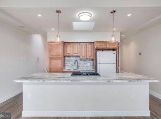 2018 South St, Philadelphia, PA 19146