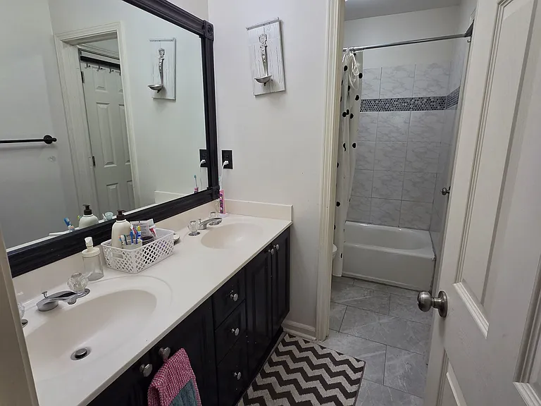 1210 Beacon Hill Xing — Photo 33