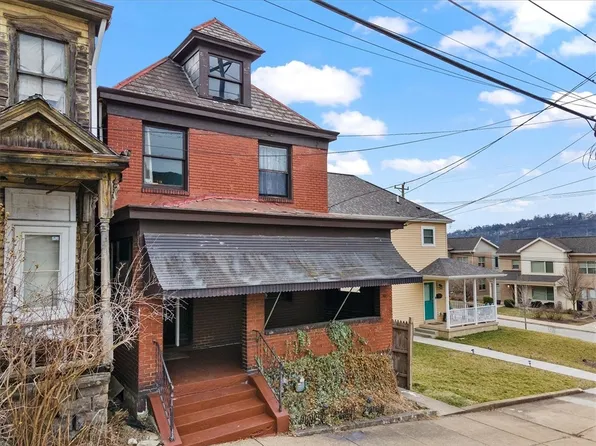 438 4th St, Braddock, PA 15104