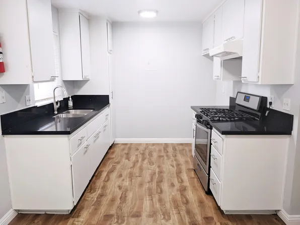 2655 E Park Ln, Anaheim, CA 92806