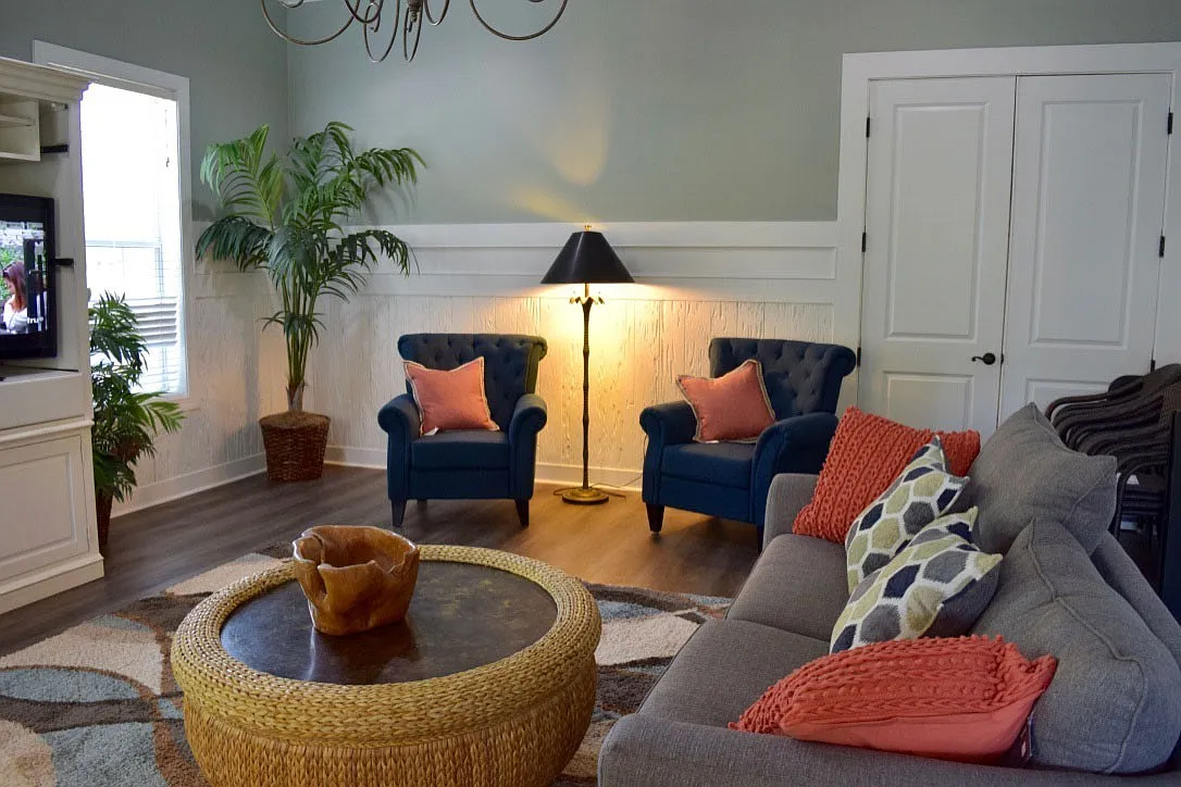 Barrington Park Condos - 2/2 on 1st Floor available July! — Photo 4